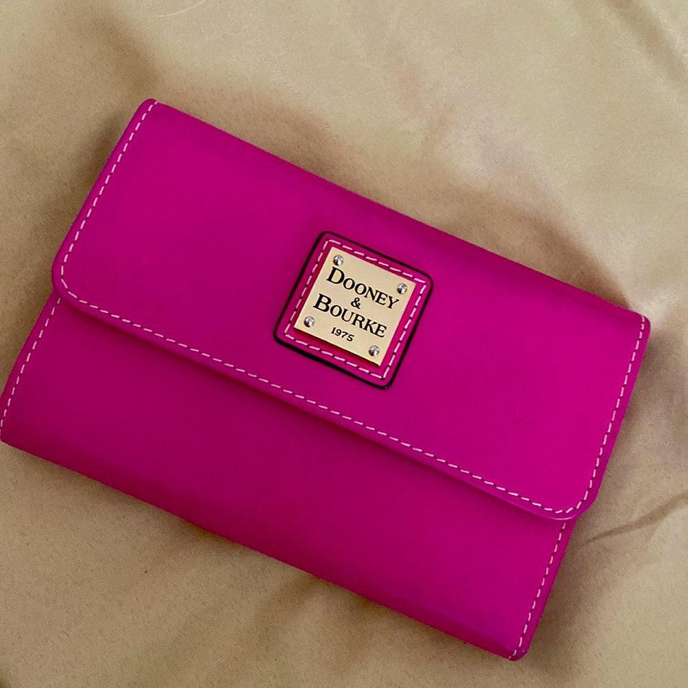 Dooney & Bourke Wallet